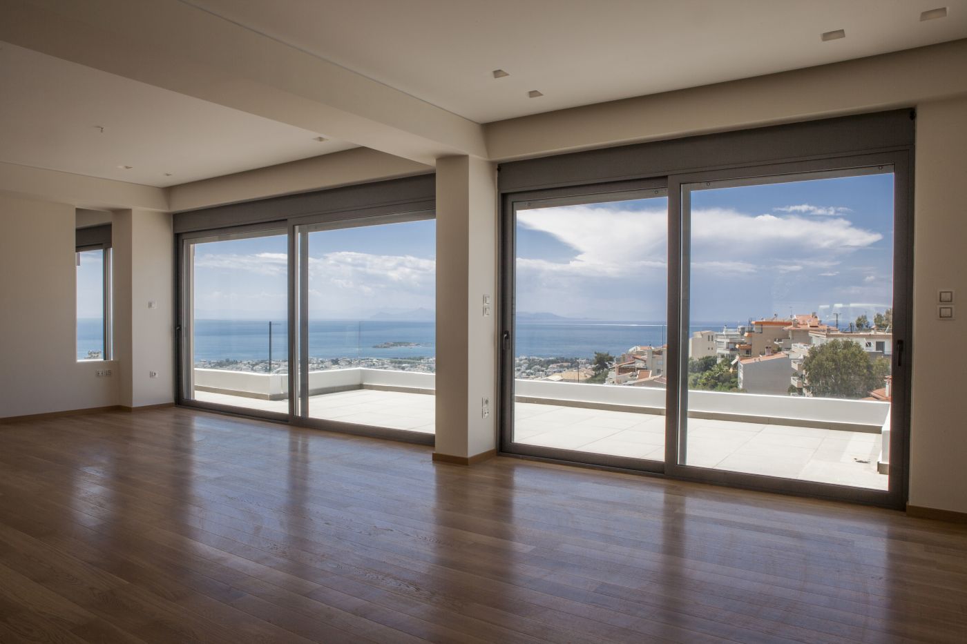 Christakis Oikonomou and Associates, Χρηστάκης Οικονόμου, Θέα θάλασσα, καοτικίες Πανόραμα Θεσσαλονίκης, Πανόραμα Βούλας, Διαμέρισμα Γλυφαδα, Κατασκευαστική Γλυφάδα Θεσσαλονίκη