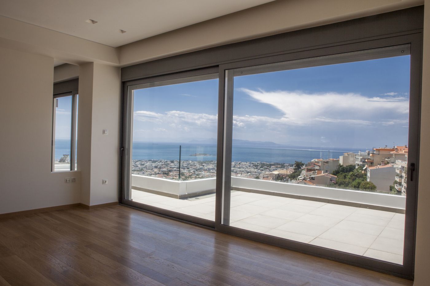 Christakis Oikonomou and Associates, Χρηστάκης Οικονόμου, Θέα θάλασσα, καοτικίες Πανόραμα Θεσσαλονίκης, Πανόραμα Βούλας, Διαμέρισμα Γλυφαδα, Κατασκευαστική Γλυφάδα Θεσσαλονίκη